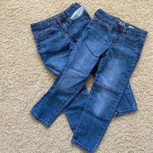 EUC Girls B’Gosh Toddler Skinny Jean. Size 5T, Blue. 2 Pair Bundle